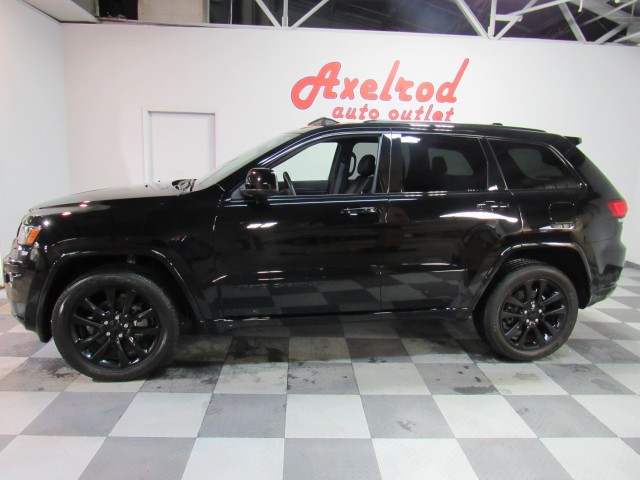 2019 Jeep Grand Cherokee Altitude Edition  4WD in Cleveland